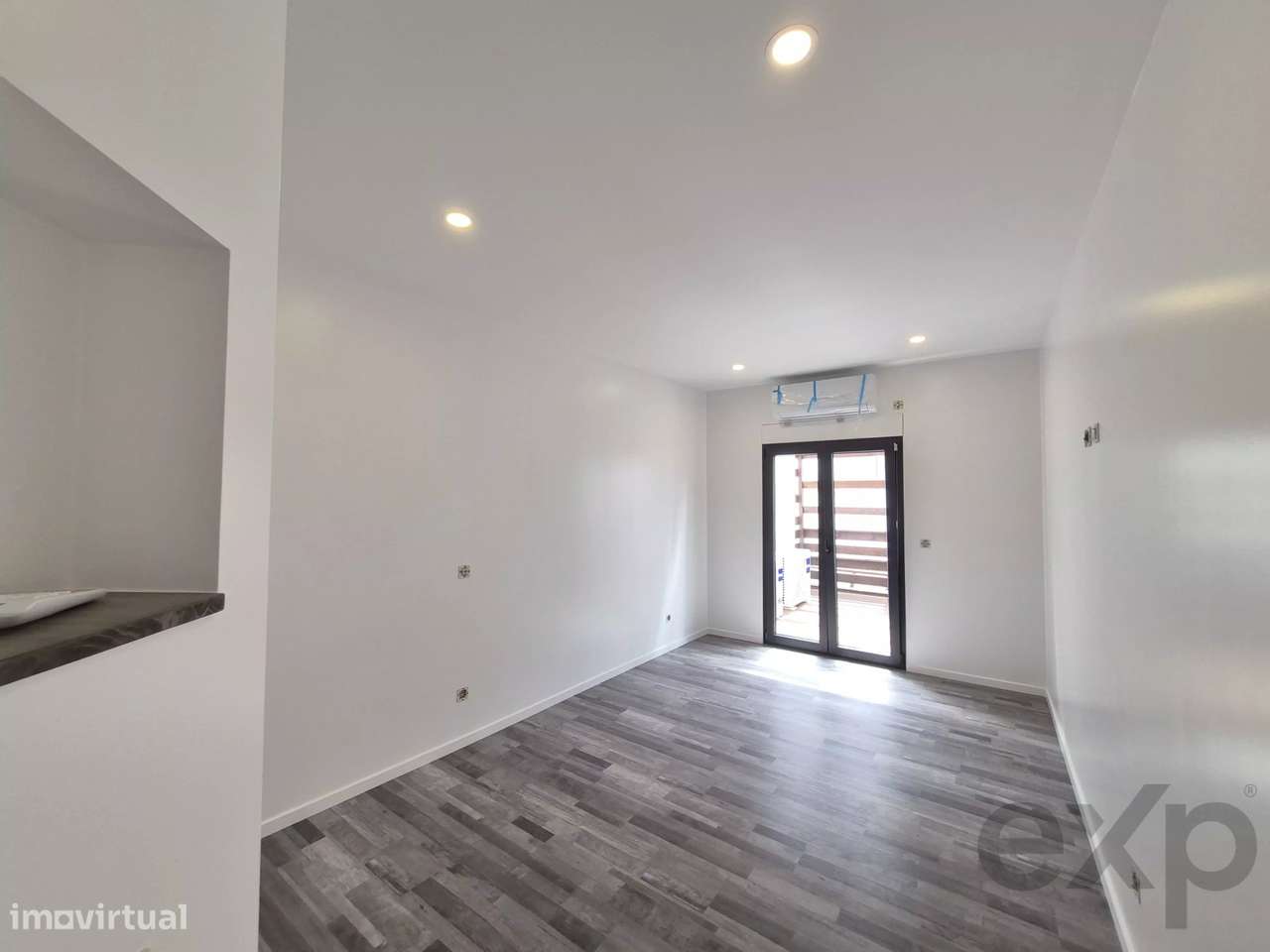 Casa nova, 2 quartos, amplo pátio, centro de Alvor-42