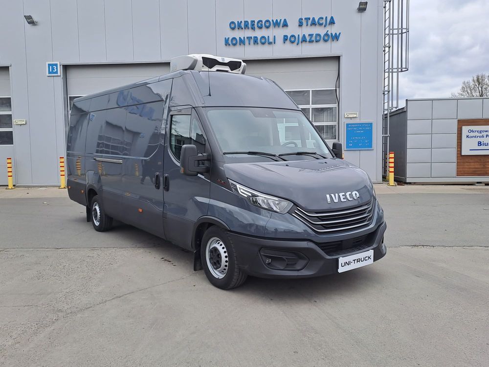 Iveco 35S18V |  Izoterma  | 3l 180KM | Ledy | Nawigacja |