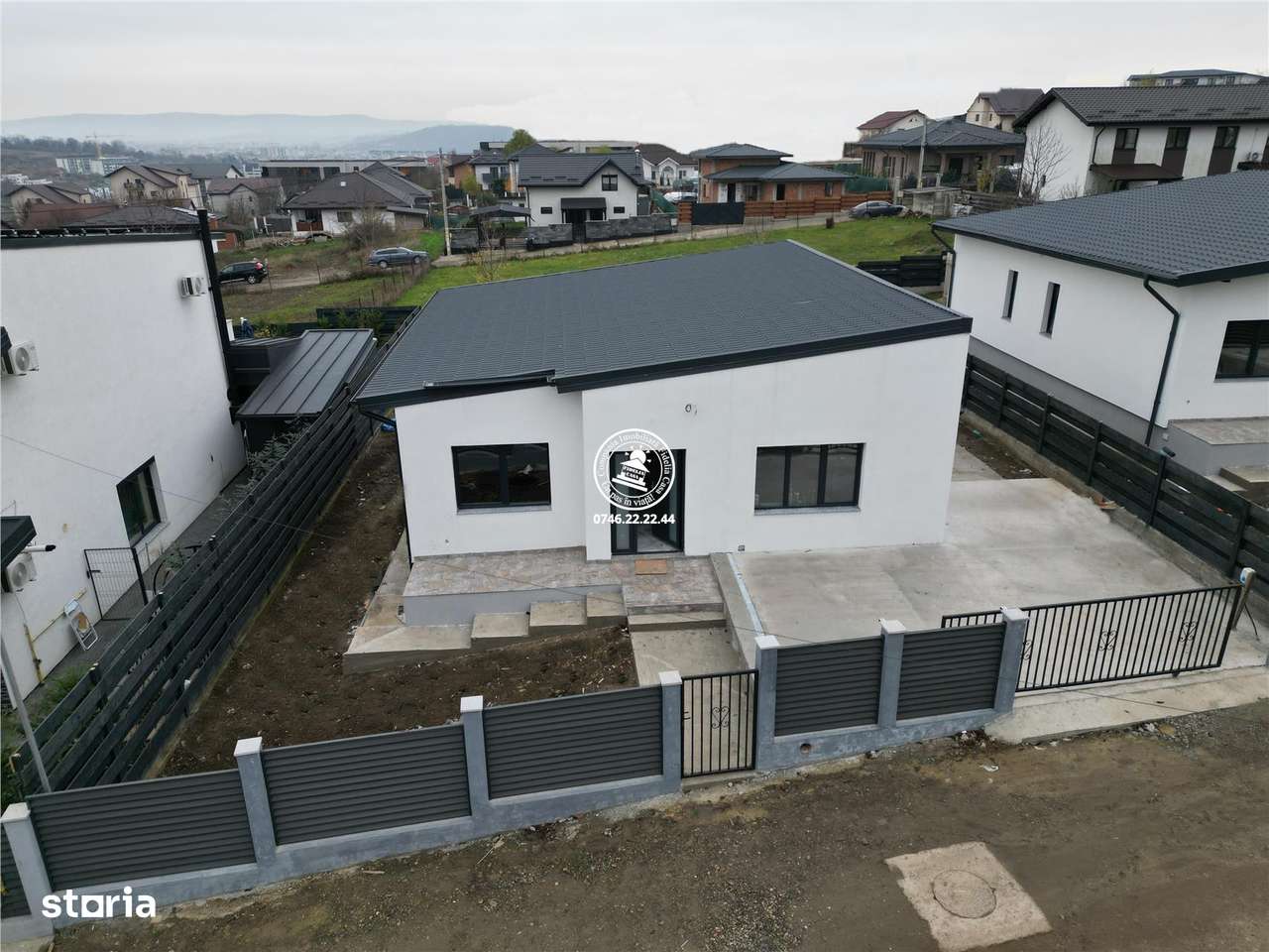 Casa parter Valea Lupului,Str Soarelui,4 camere,2 bai,toate utilitatil - Imagine principală: 2/14