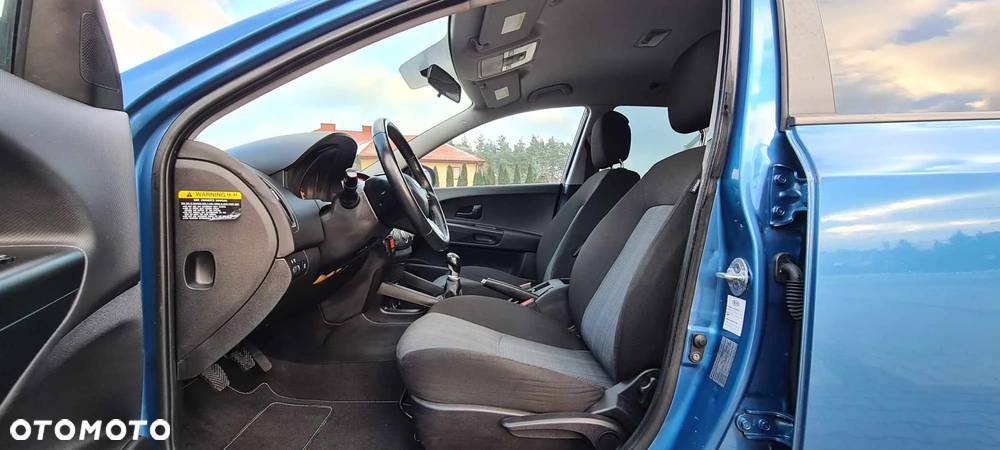 Kia Ceed Cee'd 1.4 Comfort - 28