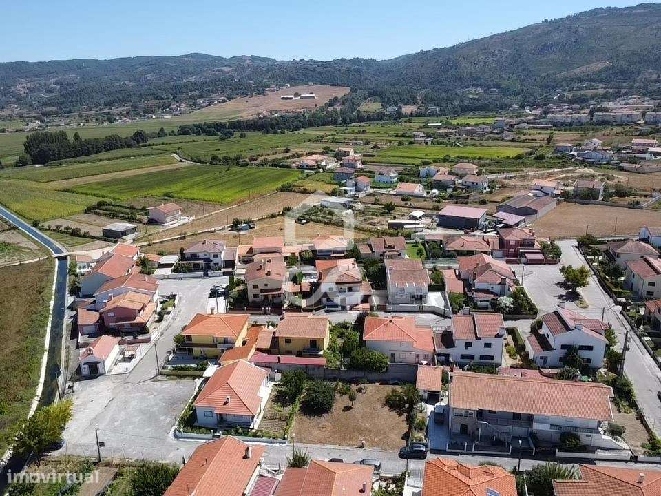 Terreno loteado para construção de uma moradia unifamiliar a 3 minutos - Grande imagem: 5/7