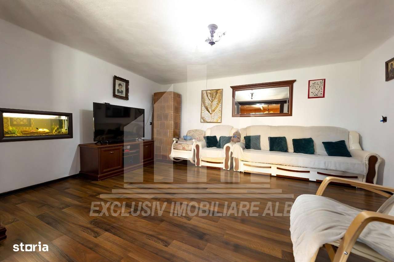 Casa de vanzare cu 2000mp de teren in Ciugud - Imagine principală: 2/12