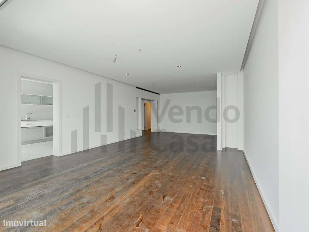 Vende-se T3 Luxo - Braga D. Diogo-8
