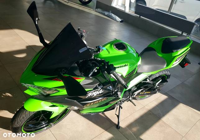 Kawasaki Ninja 400 - 5