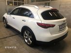 Infiniti FX - 9