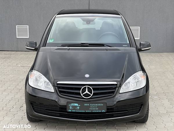 Mercedes-Benz A - 6