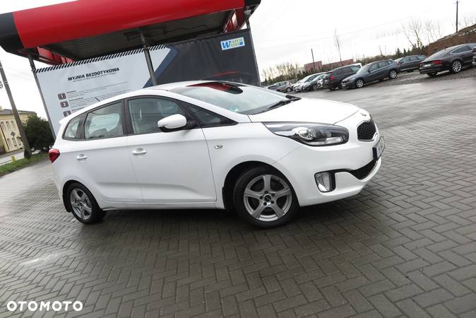 Kia Carens 1.6 GDI Business Line 7os EU6 - 17