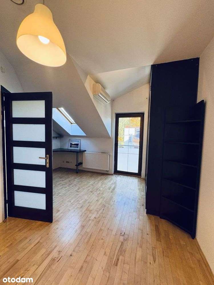 Dom szeregowy w świetnej lokalizacji, cicha okolic-9