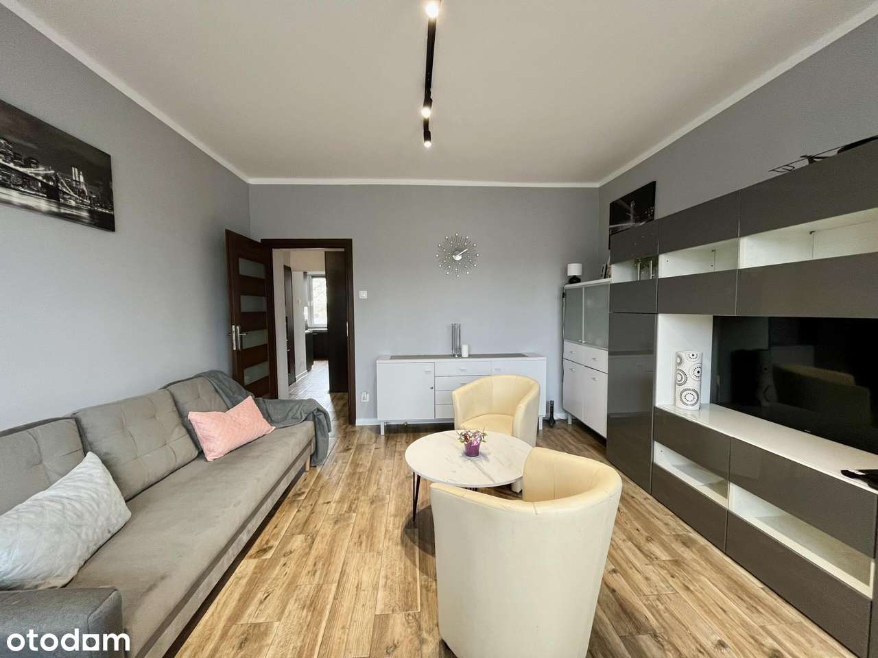 Parter | 2 pokoje po remoncie | duży balkon | Śródmieście-2