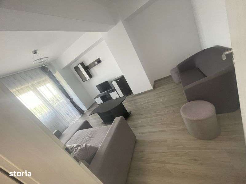 apartament 2 camere decomandat - Imagine principală: 4/8