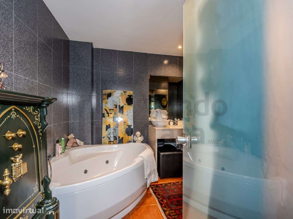 Vende-se T3 - Braga Centro-26