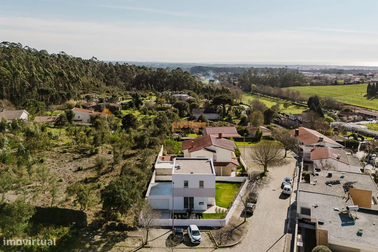 Moradia T3 Venda em Palmeira de Faro e Curvos,Esposende-34