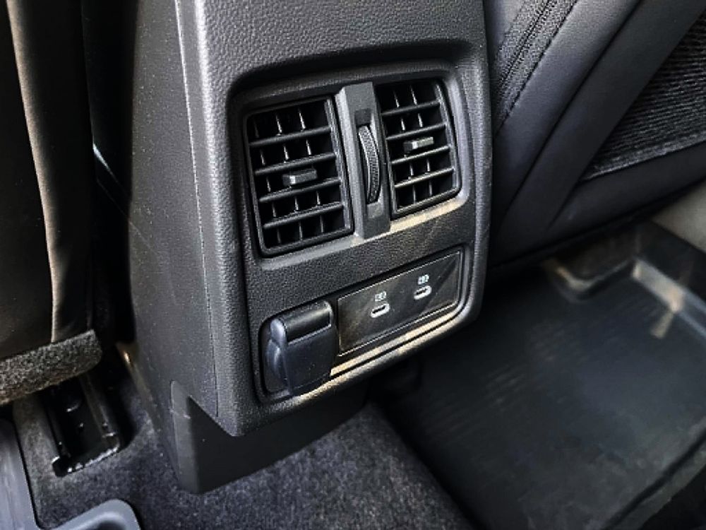 mitsubishi grandis