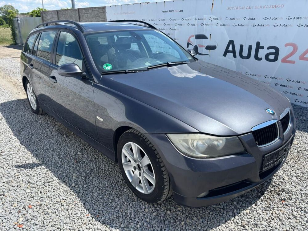 BMW 3 Series E90/E91/E92/E93 320i Edition Lifestyle 2007