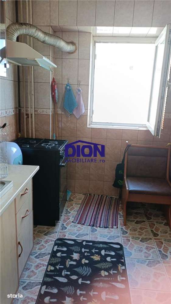 Apartament 3 camere Costin Georgian, bloc anvelopat - Imagine principală: 4/8