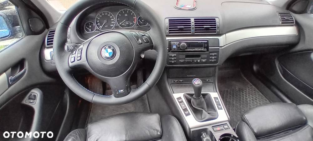 BMW Seria 3 330i - 6