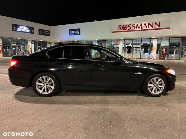 BMW Seria 5 520d - 27