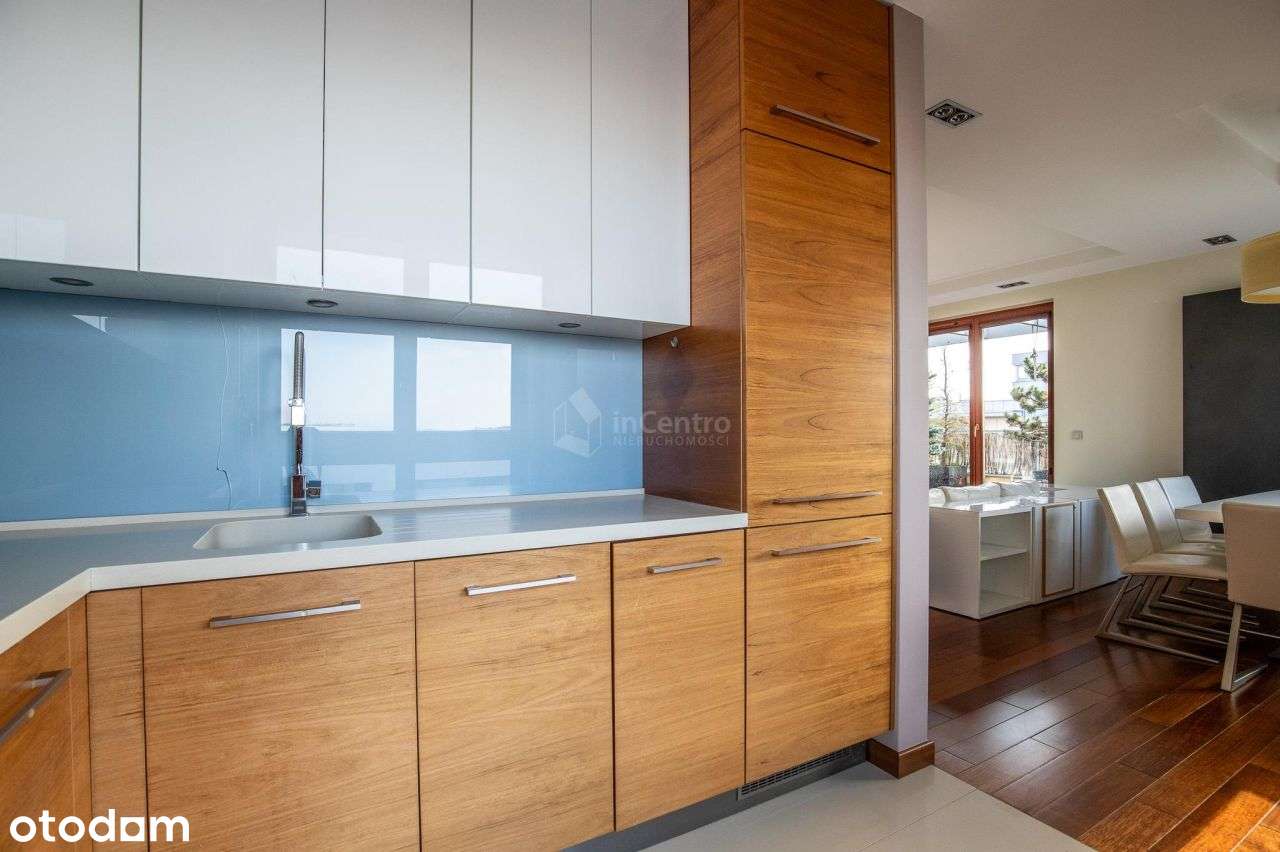 Przestronny apartament z tarasem. Czerwone Maki.-5