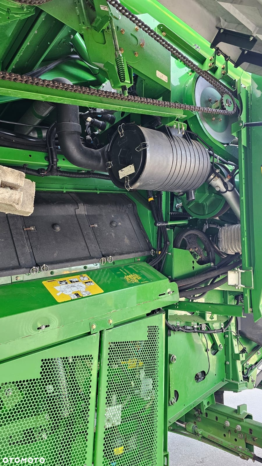 John Deere S660i - 13