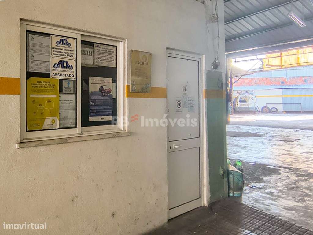 Oficina com afetação de serviços - Entroncamento-22