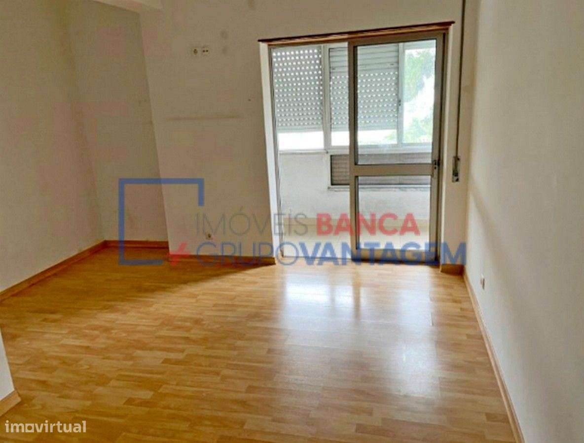 Apartamento T3 Almada - Grande imagem: 4/29