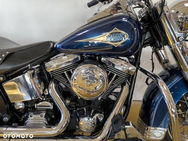 Harley-Davidson Softail Heritage Classic - 22