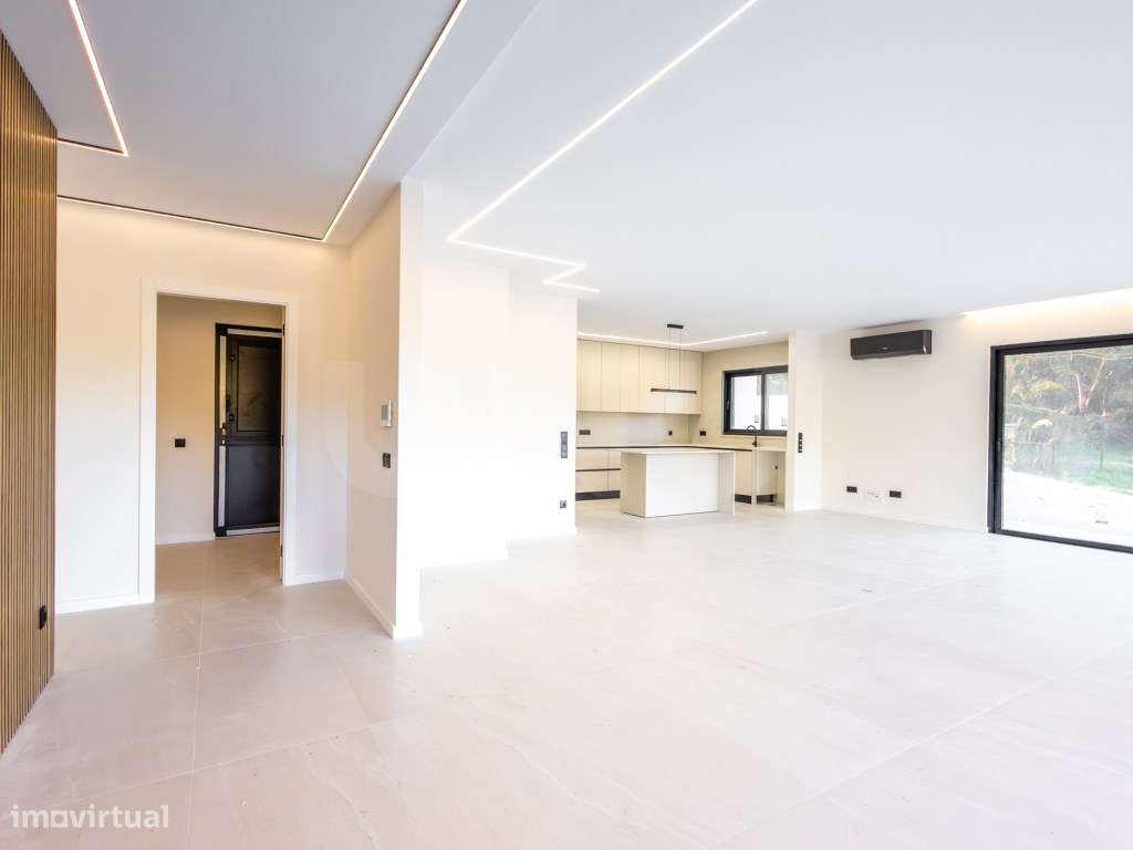 Moradia T3 independente, com piscina, para venda, Caldas da Rainha - Grande imagem: 2/40