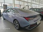 Hyundai Elantra 1.6 Executive CVT - 2