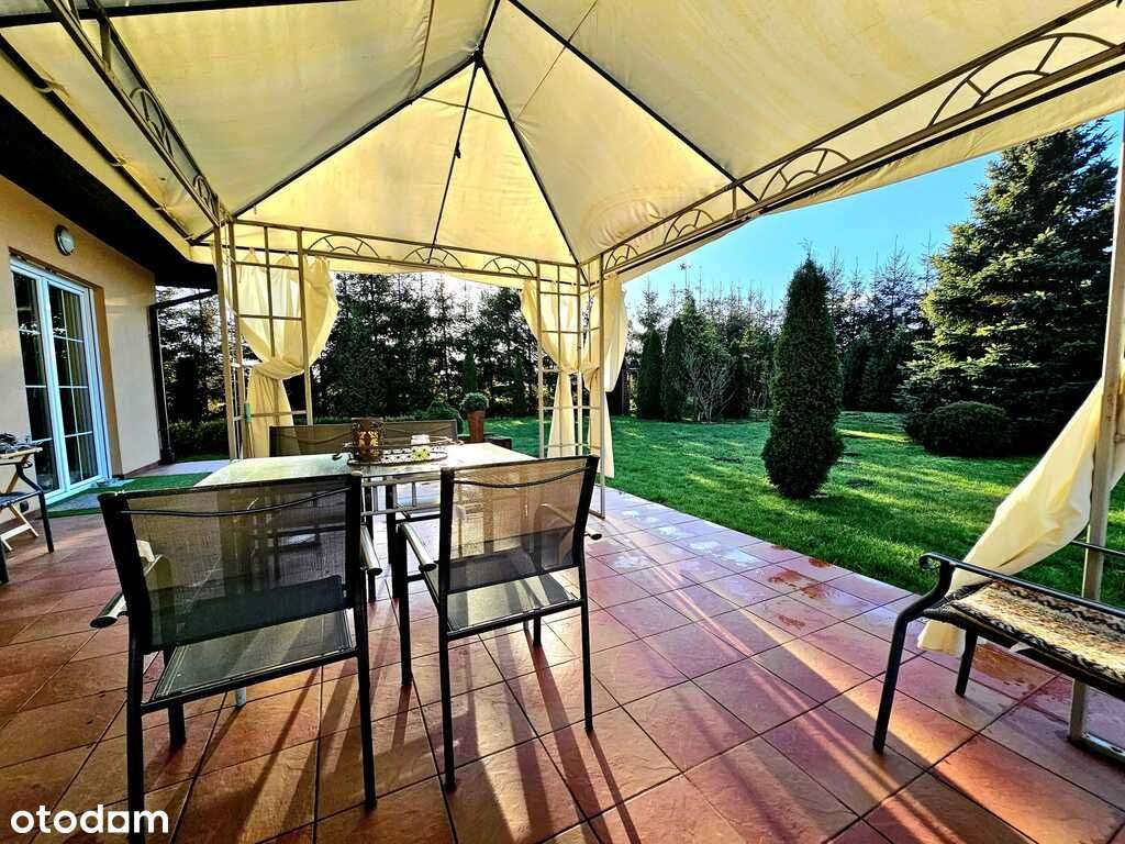 Dom pod samym lasem w Dobrej na dużej działce!-3