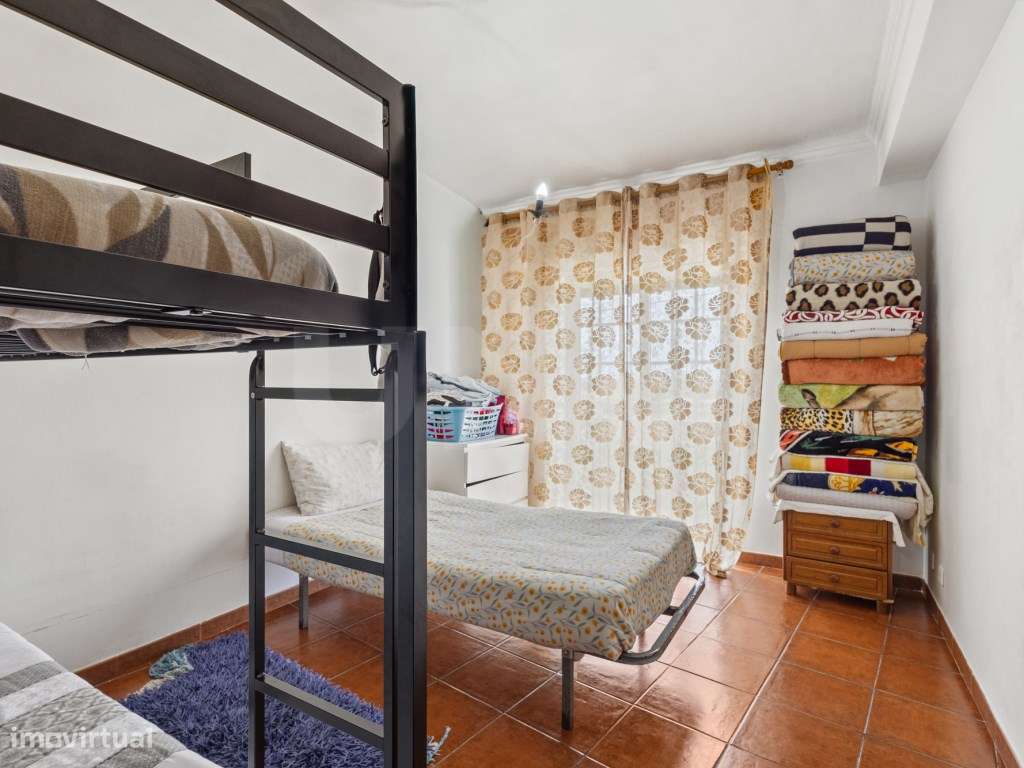 Apartamento T2 para venda na Assenta, São Pedro da Cadeira.-12