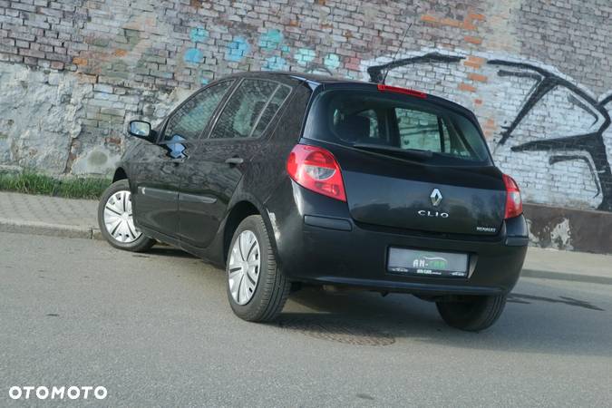 Renault Clio 1.2 16V 75 Collection - 34