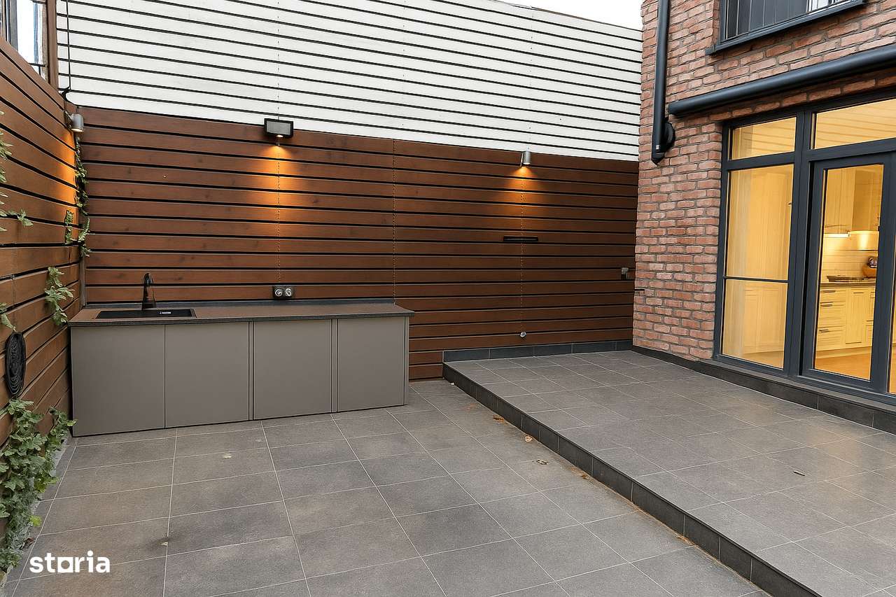 Casa moderna, 2025, cu terase generoase si arhitectura premium-13