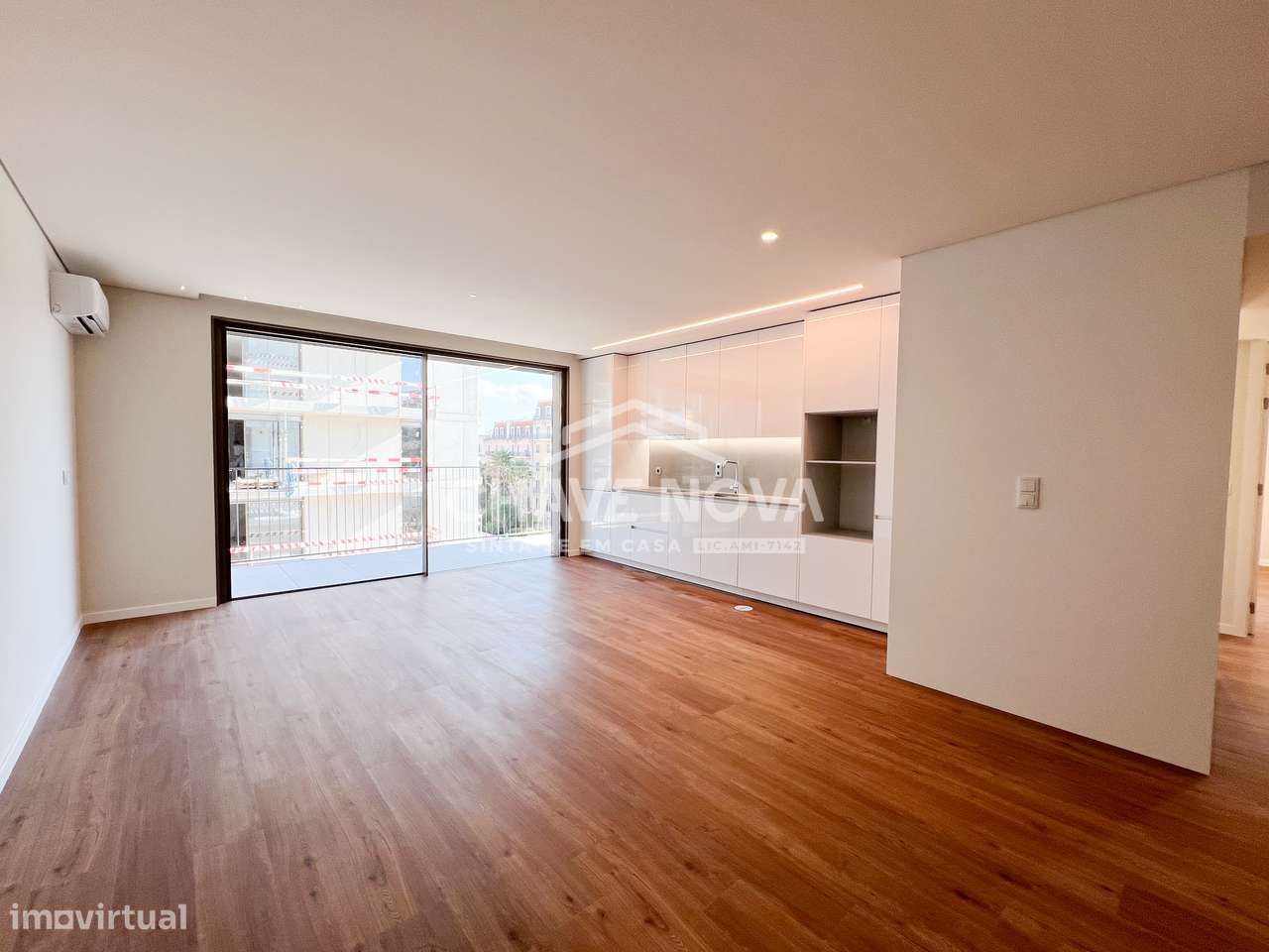 T3 Novo c/ Lugar de Garagem e Arrumos em Oliveira do Douro - Grande imagem: 4/16