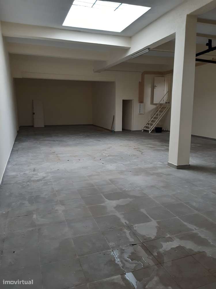 Armazém, Loja, Escritórios, Fabrico e Log. - Lic. Indústria e Comércio-20