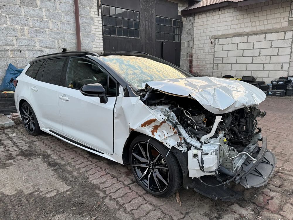 Toyota Corolla Seria E21 1.8 Hybrid GR Sport Dynamic 2023
