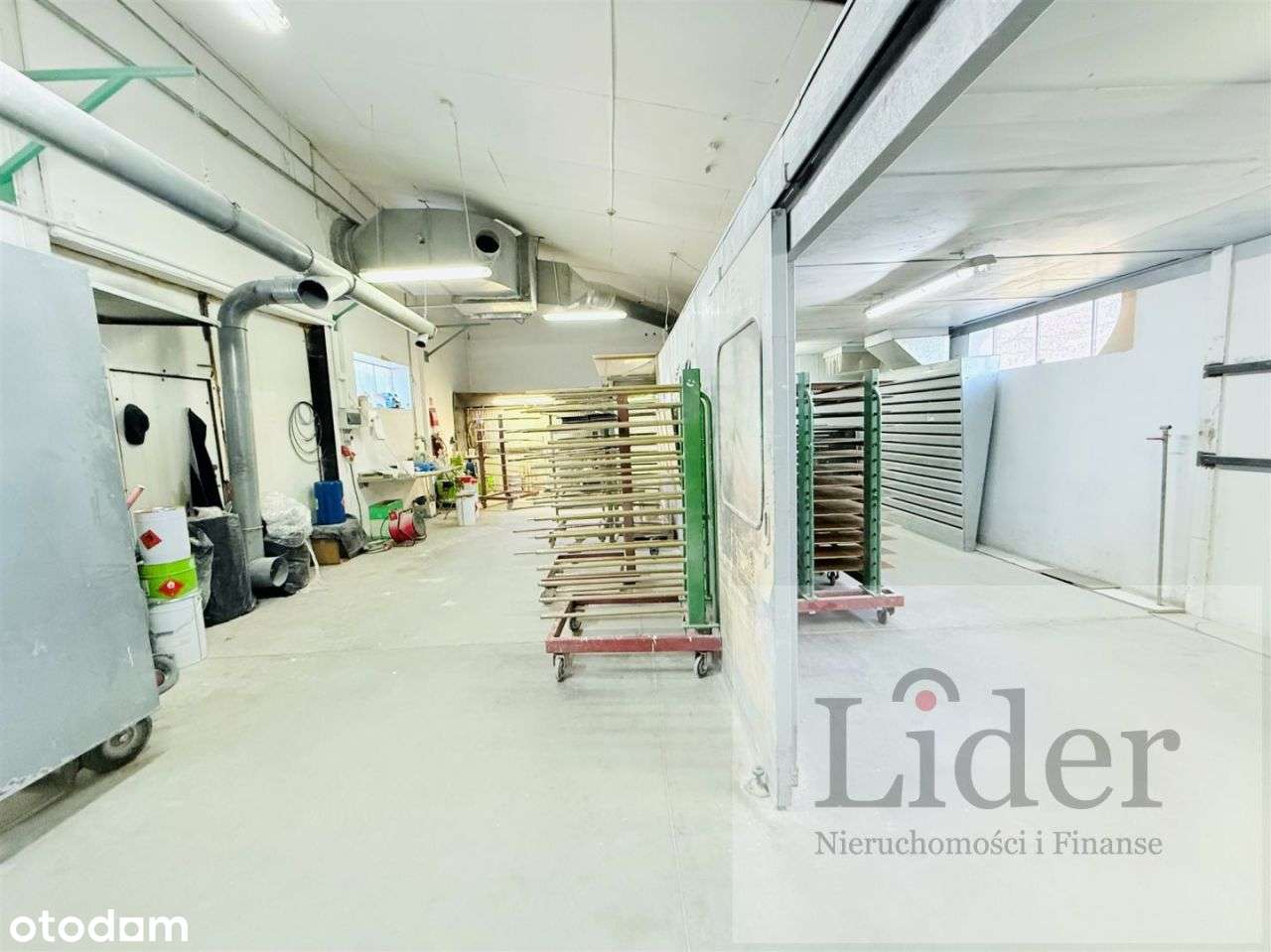 Hala produkcyjna z zapleczem biurowym i magazynowy-16