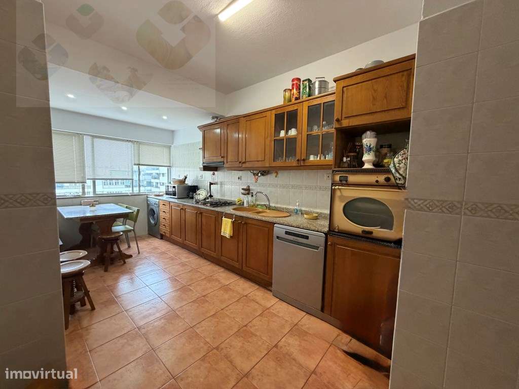 Amadora Falagueira-Venda Nova, T2, Mobilado e Equipado!!!!! - Grande imagem: 2/35