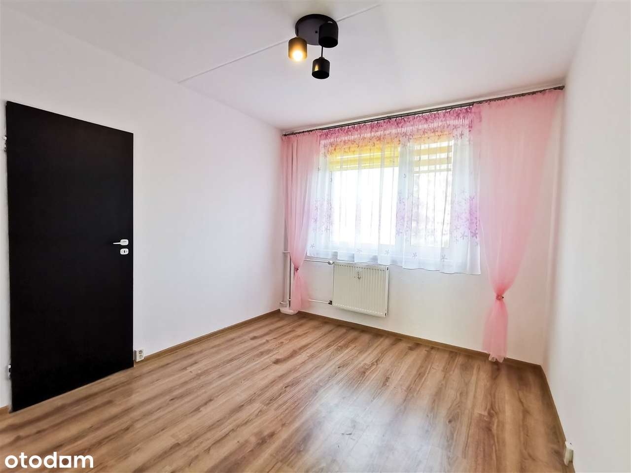 4 Pokoje 1 Piętro Duży Balkon-12