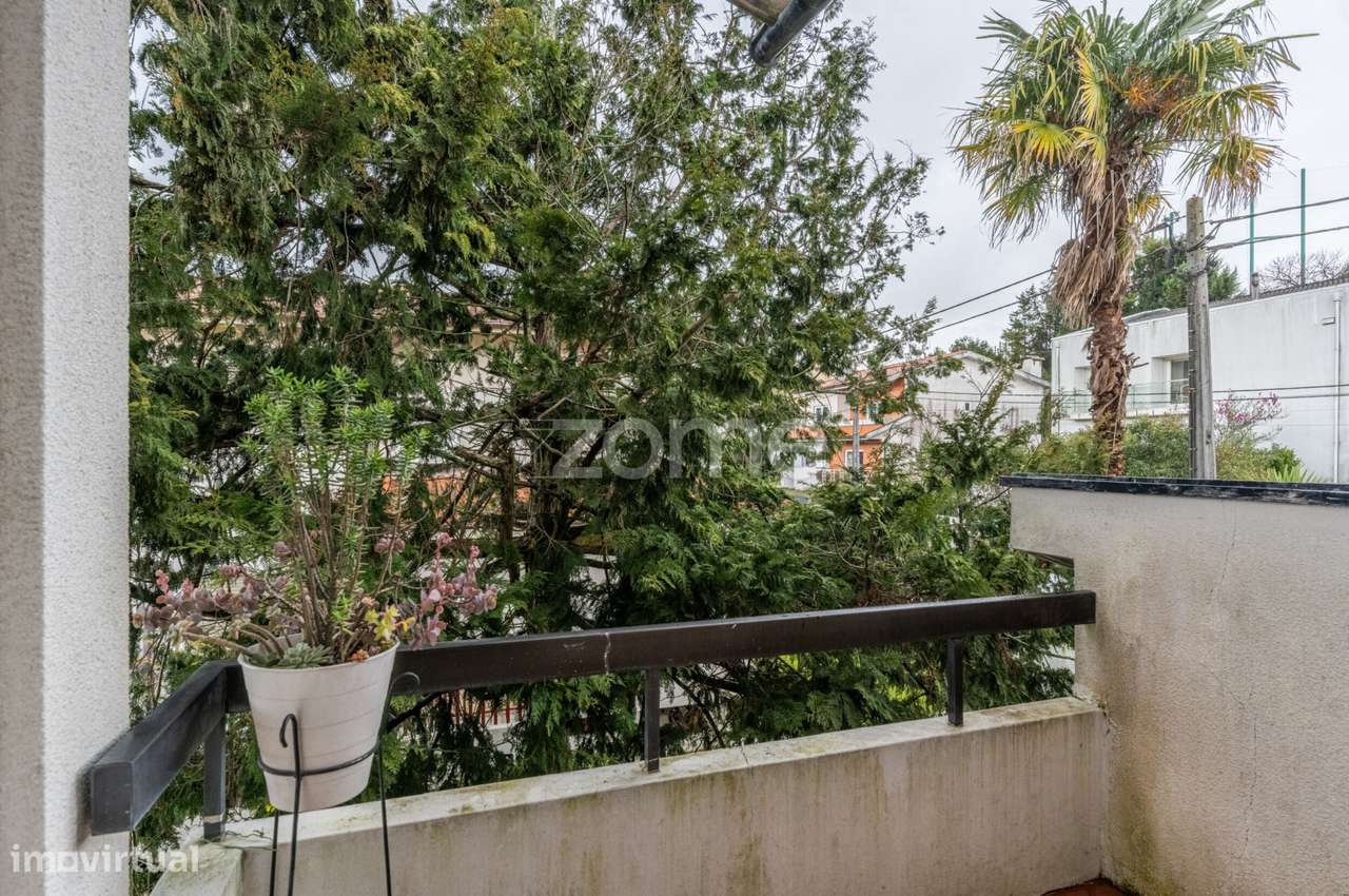 Moradia T4 com Suíte em Nogueira-21