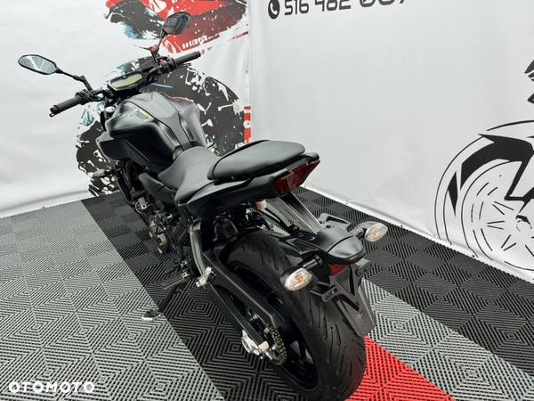 Yamaha MT - 8