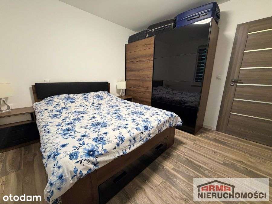 Mieszkanie 2 Pokojowe Z Piwnicą I Miejscem Postojo-8