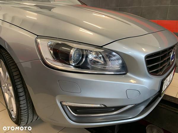 Volvo V60 D4 Drive-E Momentum - 9