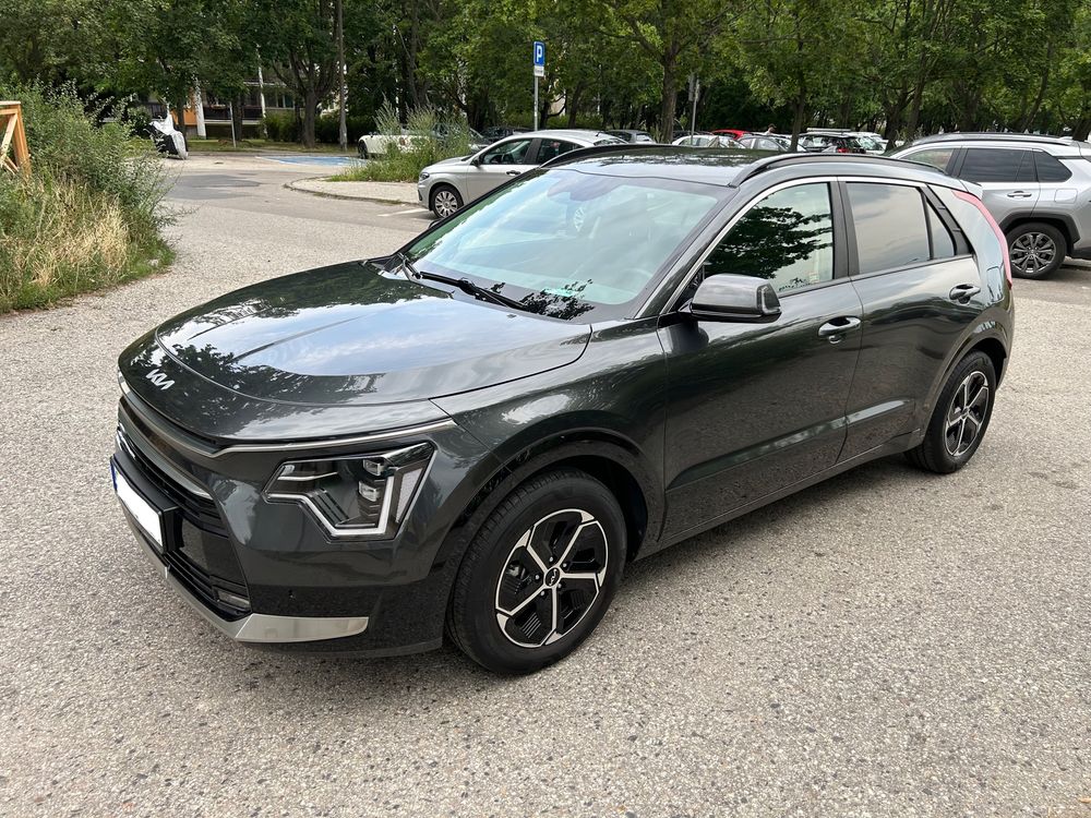 Kia Niro 1.6 GDI Hybrid Business Line 2024