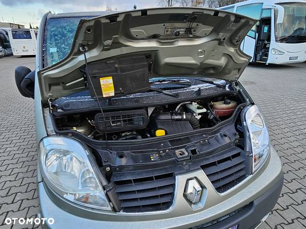 Renault Trafic 2.0 dCi 90 Combi L2H1 - 11