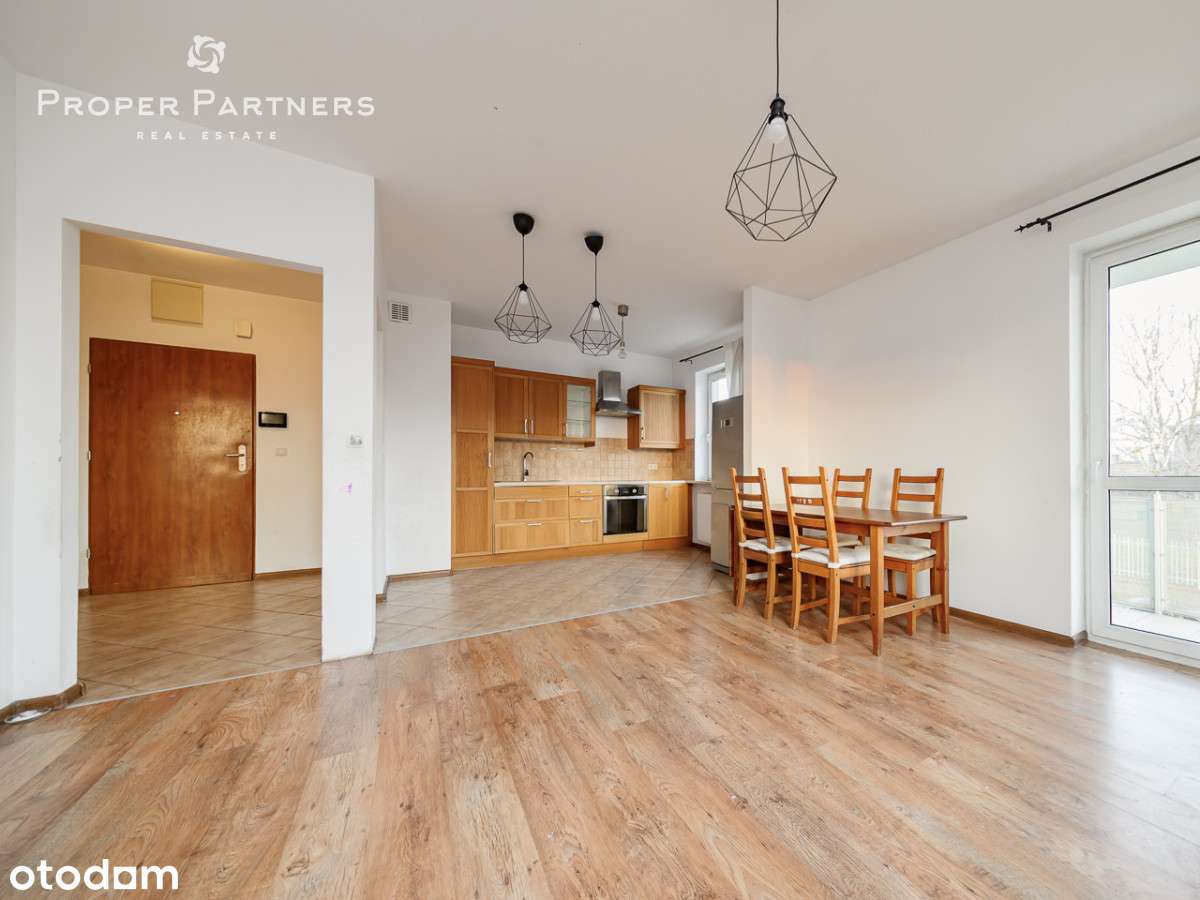 Słoneczne 2-pok. z balkonem i miejscem postojowym-2