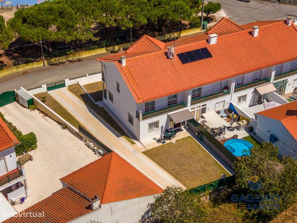 Moradia T3 em condomínio com terreno em Famalicão, Nazaré-36