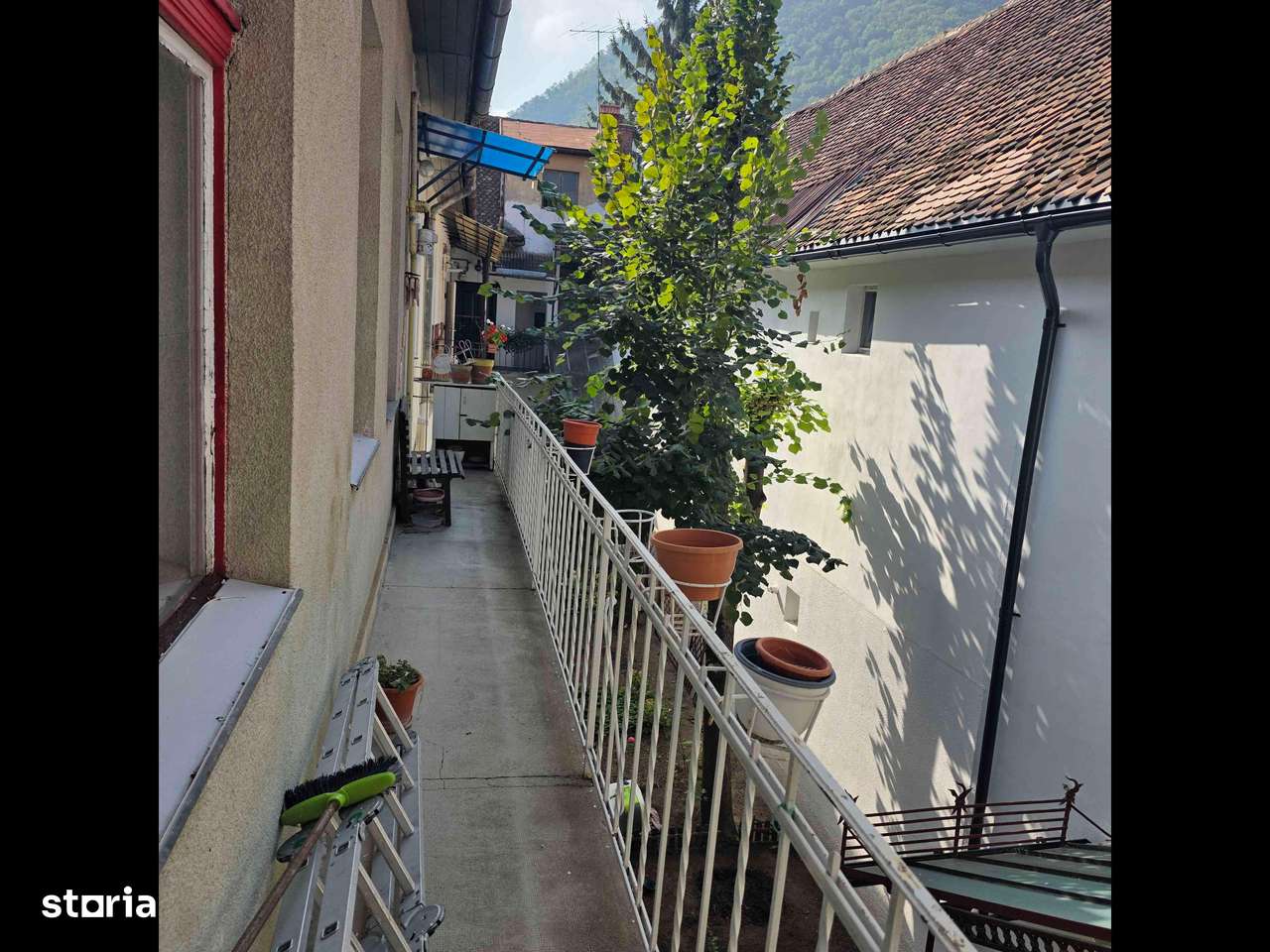 Apartament 2 camere, beci si garaj centru istoric Brasov-9