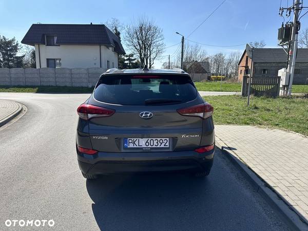 Hyundai Tucson 1.6 GDI BlueDrive Comfort 2WD - 8