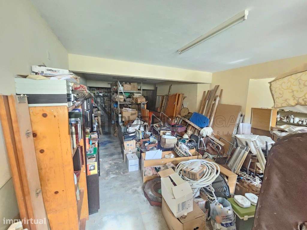 Excelente Loja com com cave no centro de Loulé - Grande imagem: 5/16