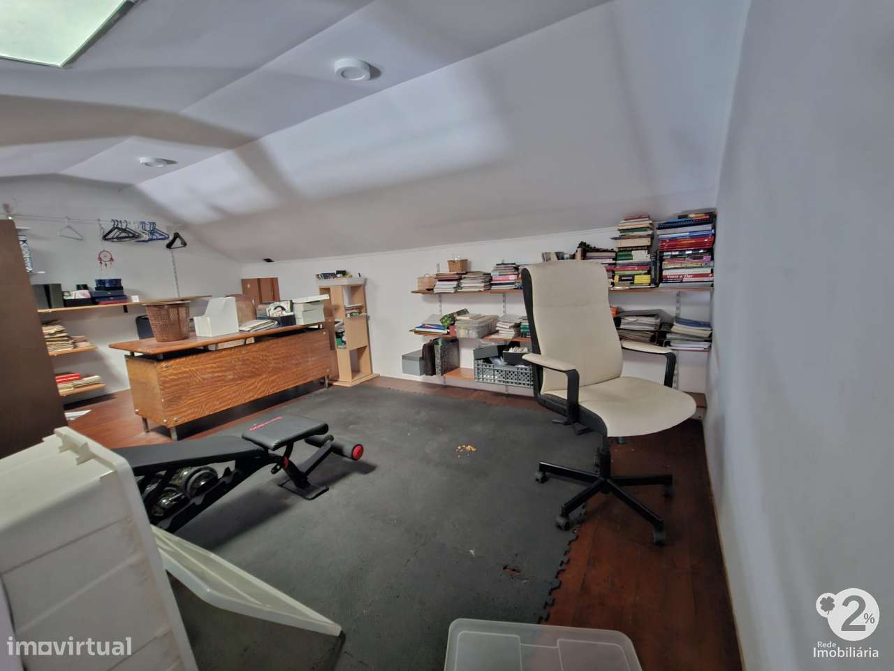 Prédio em propriedade total na Rua Costa Cabral - Porto-13